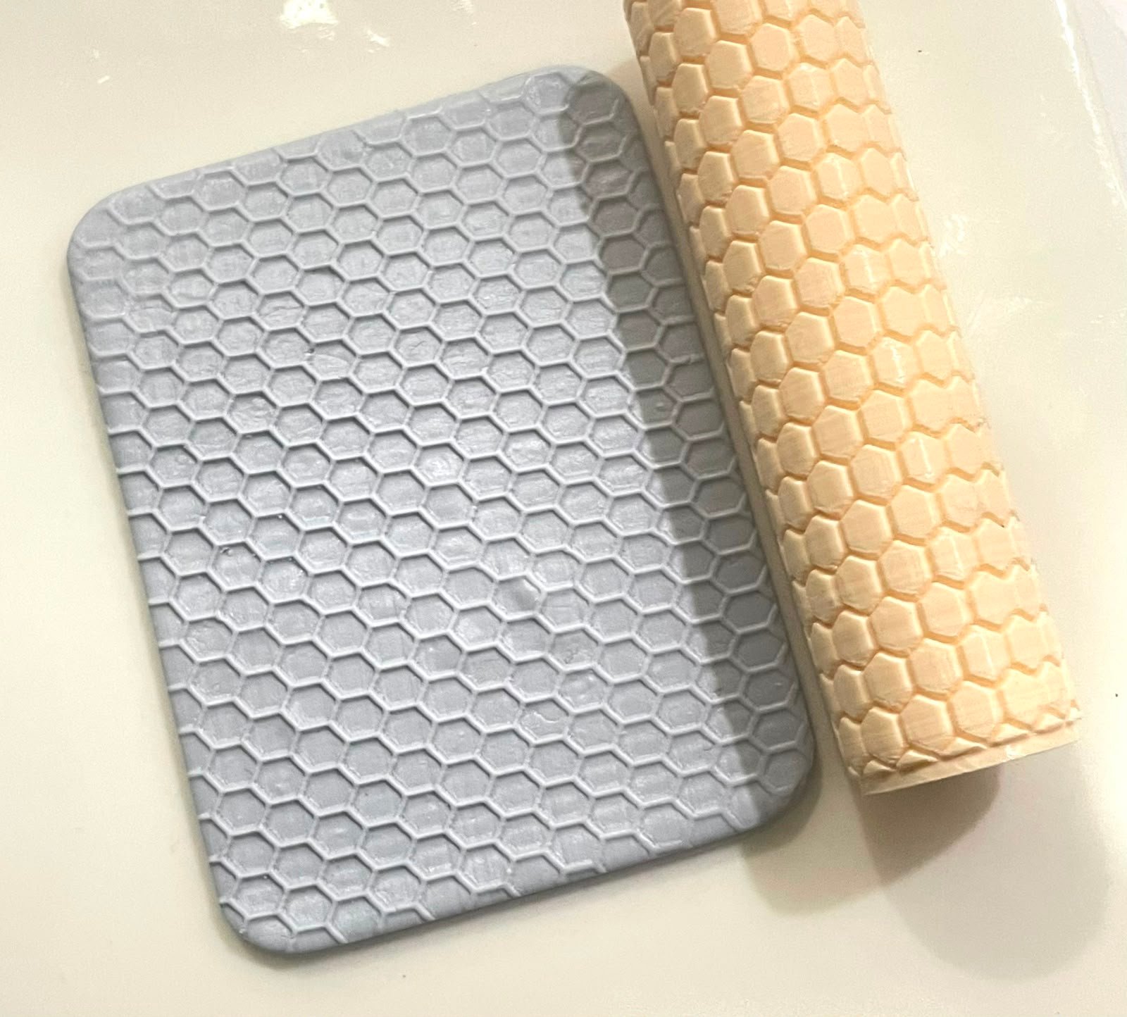 TR011 - Honeycomb Geometric Polymer Clay Texture Roller - Beecomb Pattern Stamp for Jewelry & Crafts whatsapp image 2026 08 23 at 11.37.52 pm