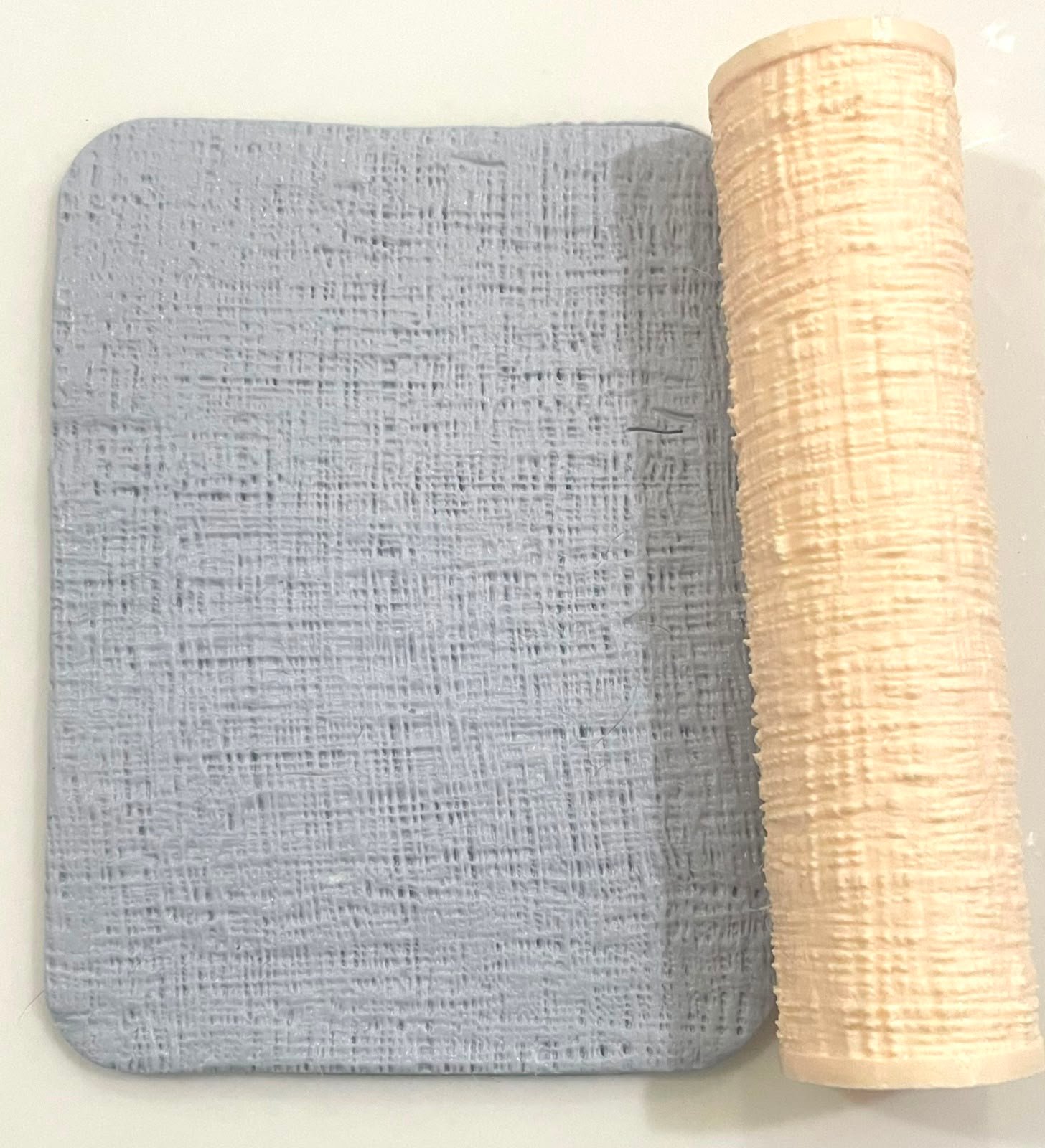 TR025 - Linen Canvas Burlap Fabric Polymer Clay Texture Roller - Crosshatch Textile Stamp for Jewelry & Crafts whatsapp image 2026 08 23 at 11.37.36 pm